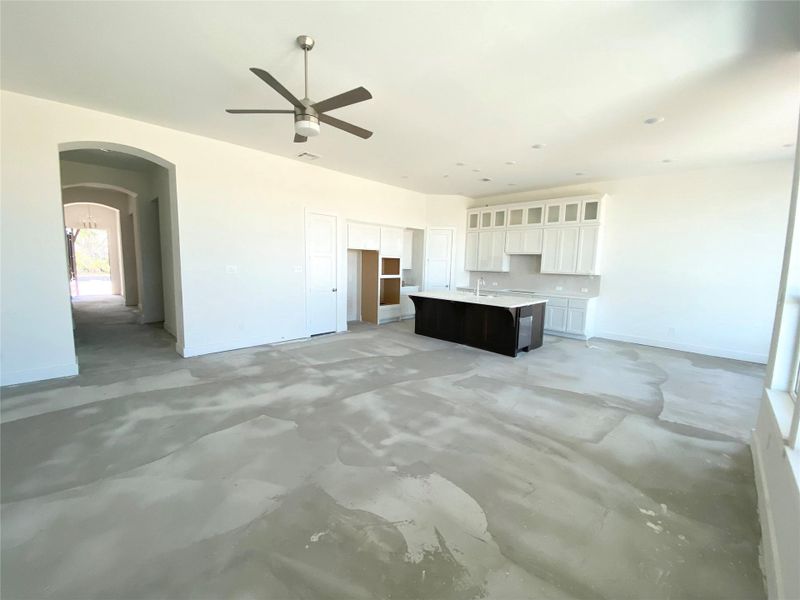 In-progress construction of a new home in Riceland: 65ft. lots, Mont Belvieu, TX (Image 35).