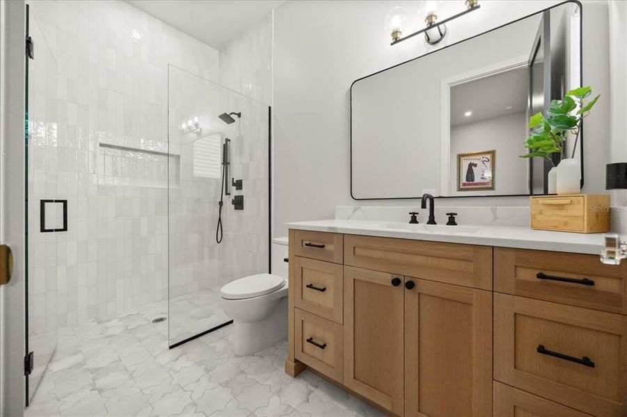 Furnished interior view inside a new home in , Gotha (Image 8).