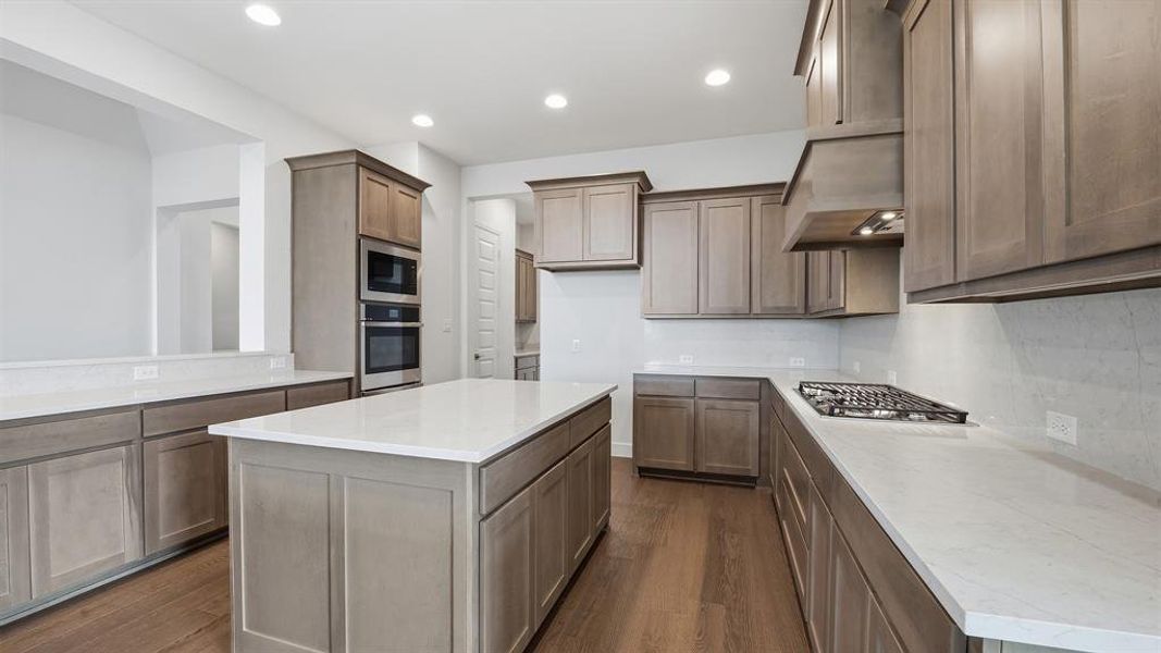 Furnished interior view inside a new home in Talon Hills, Fort Worth (Image 14).