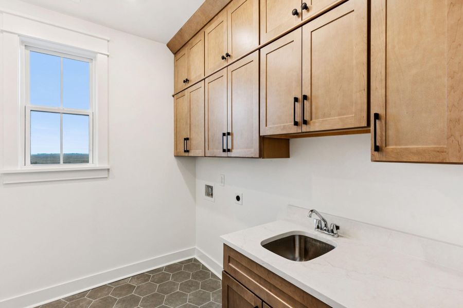 Furnished interior view inside a new home in Overlook at Copahee Sound, Awendaw (Image 7).