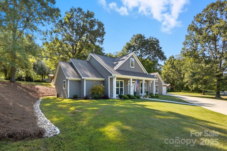 Image 27 of a home in . Image 27 of a home in .