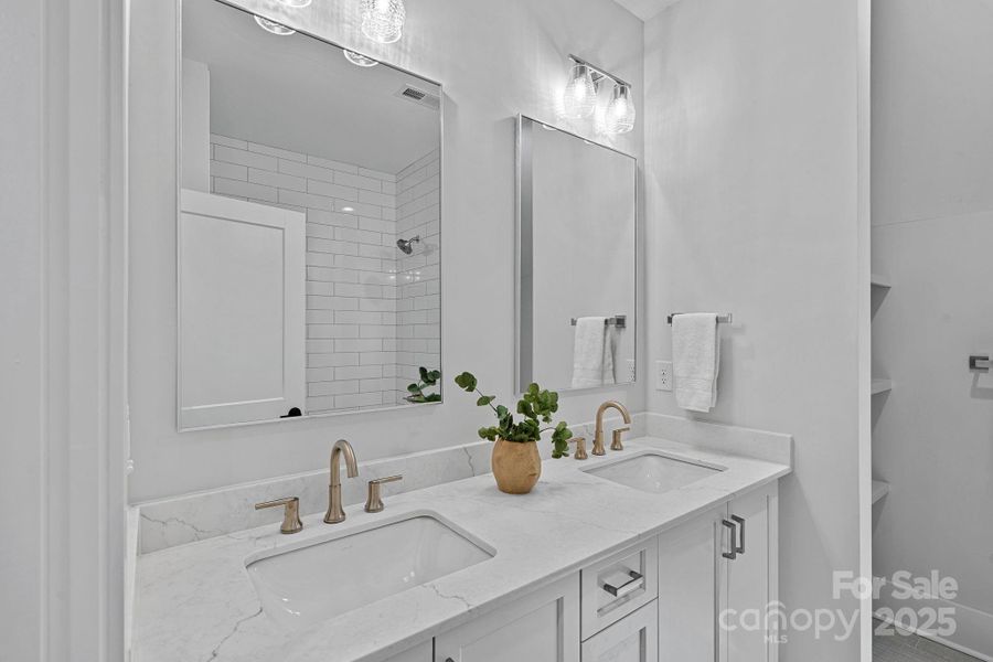 Full Bathroom on Upper Floor