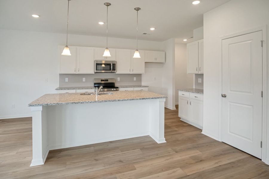 *This is a marketing photo. Colors/options may be different.*