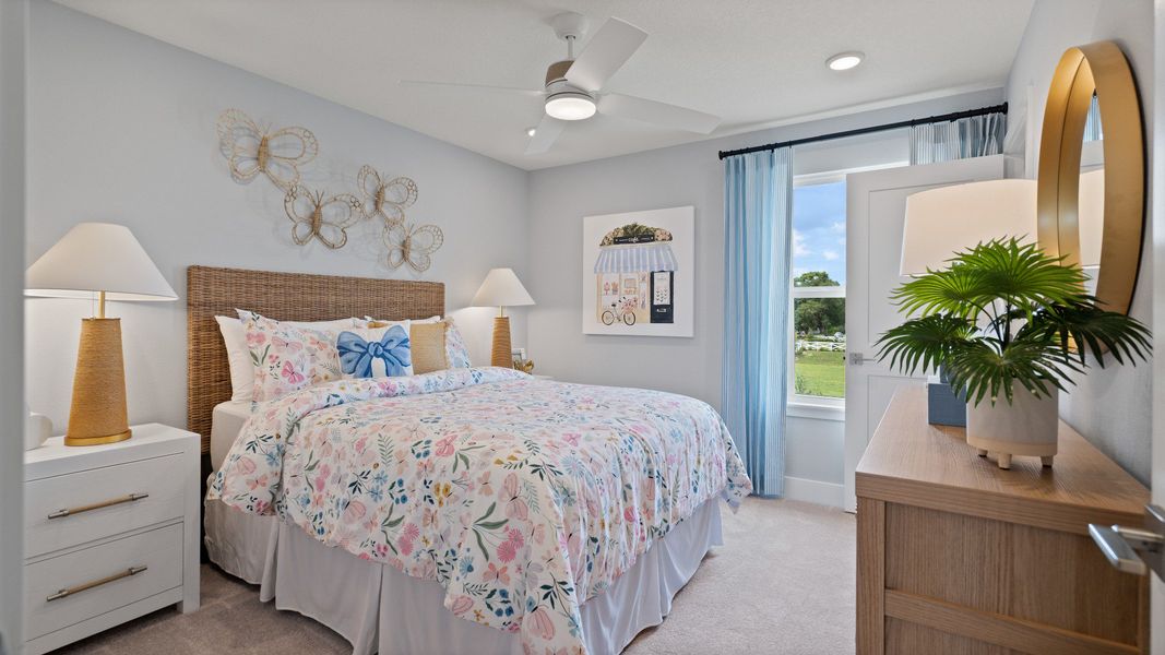 Representative furnished interior of a home built from the Sweetgum by DRB Homes in Trailside, Mount Dora (Image 65).