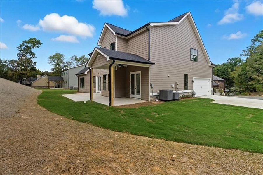 Exterior details and patio area of a home in , Rome (Image 24).