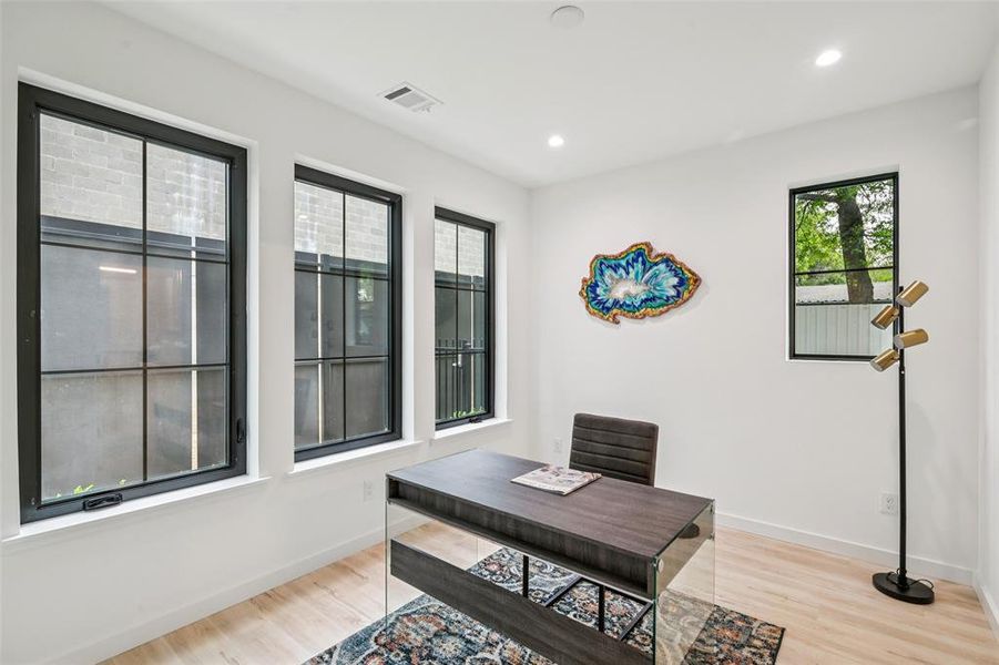 Furnished interior view inside a new home in , Dallas (Image 6).