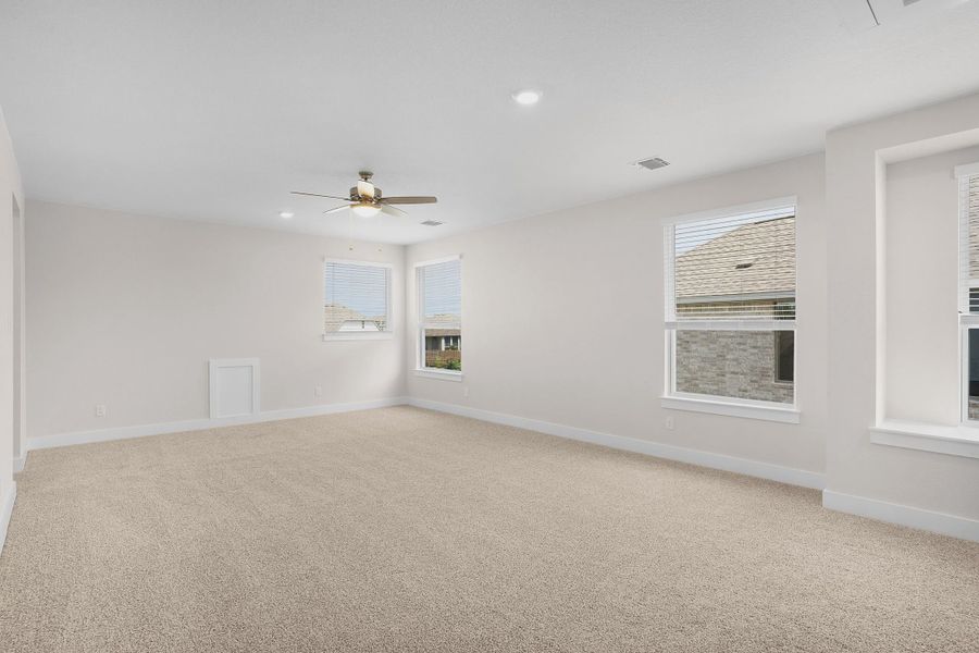 Representative unfurnished interior of a home built from the Archer by Chesmar Homes in Highland Village, Georgetown (Image 10).