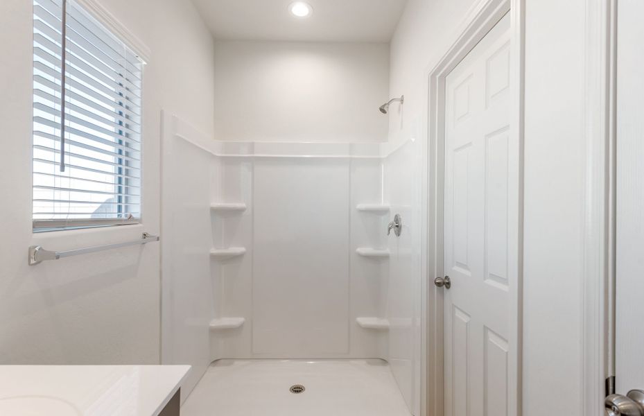 Image 20 of a home in Copper Falls.