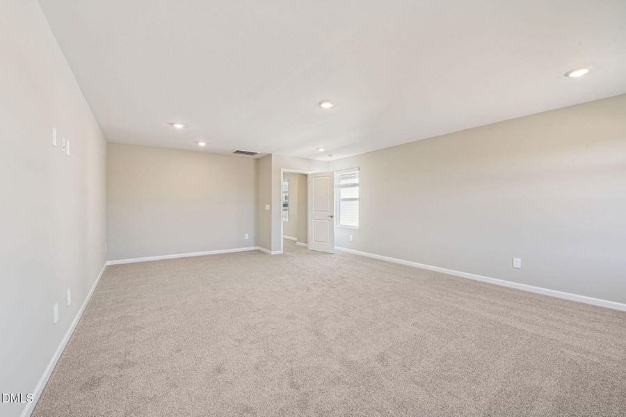 26-web-or-mls-Raleigh - Watkins Glen - 3