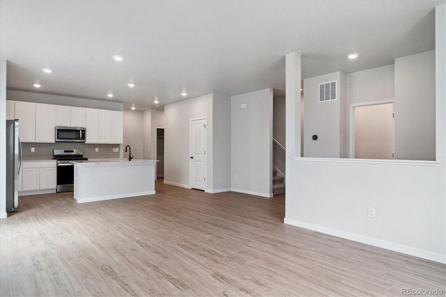 Spacious, unfurnished interior of a new home in Paired Homes at Alder Creek, Parker (Image 16). Spacious, unfurnished interior of a new home in Paired Homes at Alder Creek, Parker (Image 16).