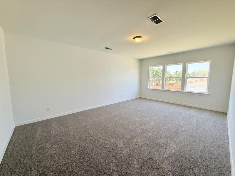 Spacious, unfurnished interior of a new home in Sutton's Landing, Statham (Image 18).