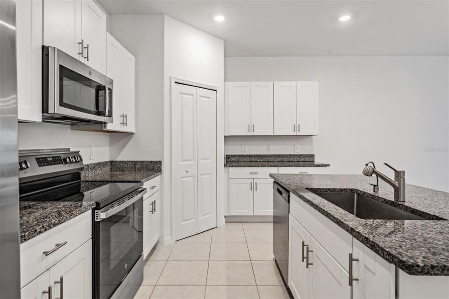 Furnished interior view inside a new home in , Tampa (Image 5).