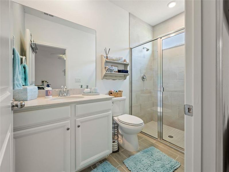 Full Bathroom/no tub in ensuite Bedroom 4