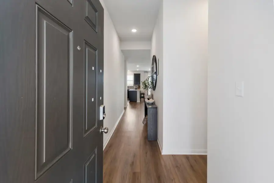 Furnished interior view inside a new home in Grand Lake, Snook (Image 10).