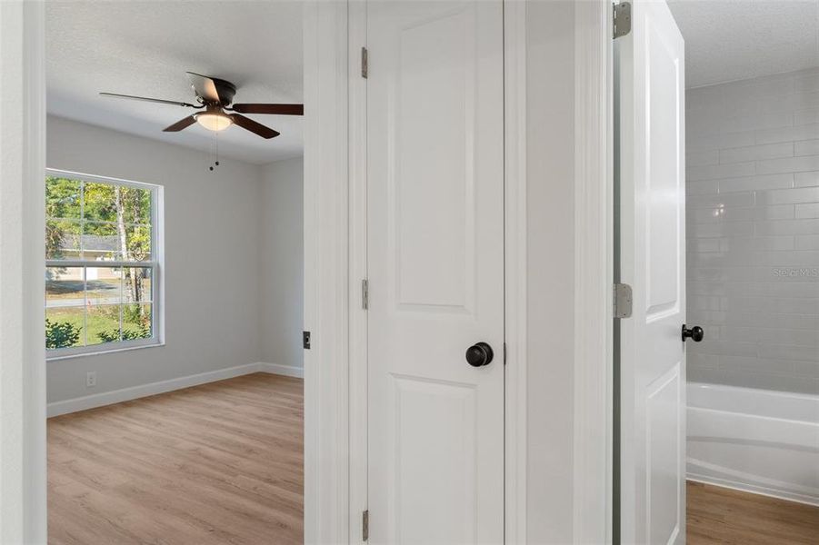 Spacious, unfurnished interior of a new home in , Citrus Springs (Image 20). Spacious, unfurnished interior of a new home in , Citrus Springs (Image 20).