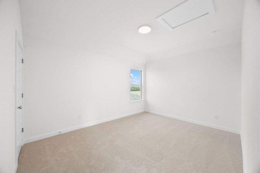 Spacious, unfurnished interior of a new home in Prairie Winds, Hutto (Image 16).