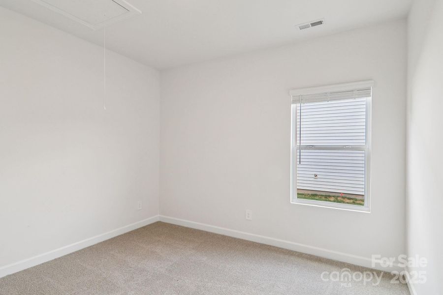 Photo is not of the actual home but is an inspirational photo of builder’s model home and may depict options, furnishings, and/or decorator features that are not included.