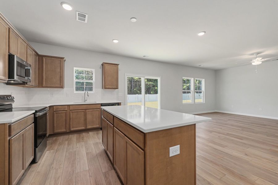 Furnished interior view inside a new home in Hainer Place, Conway (Image 8).