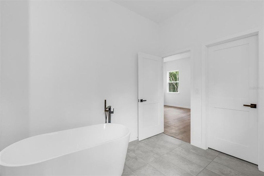 Image 33 of a home in .