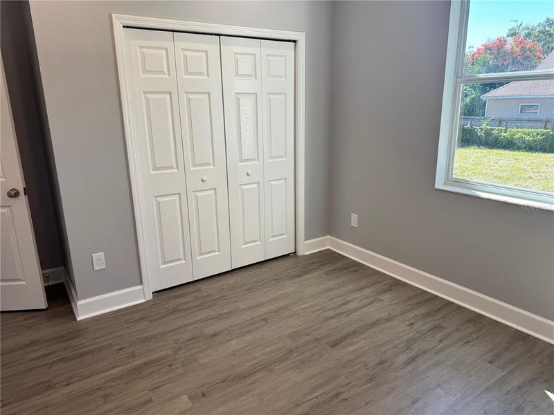 Spacious, unfurnished interior of a new home in , Dade City (Image 50).