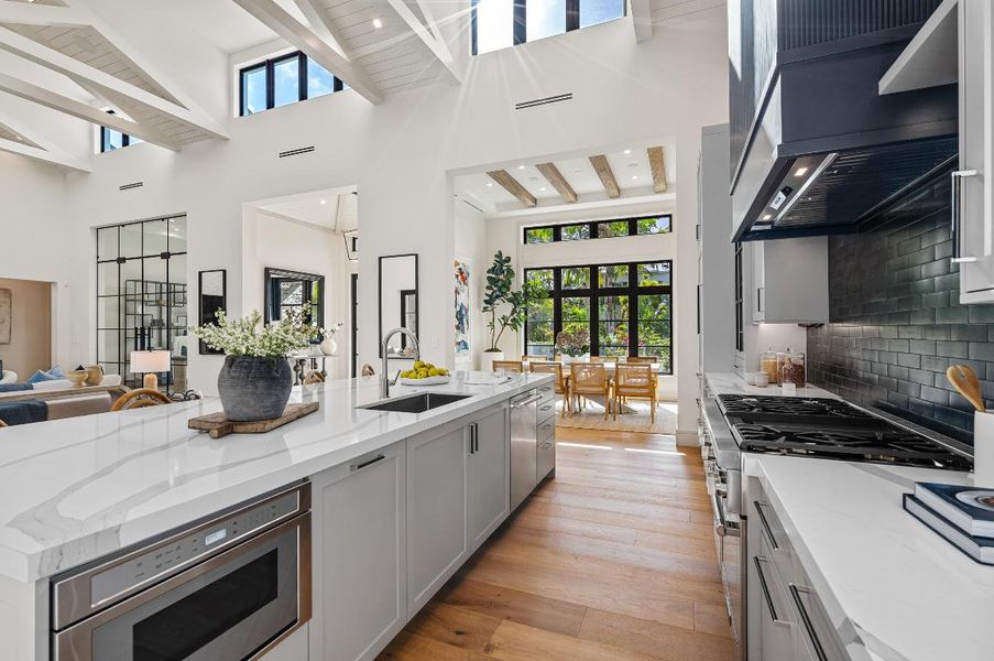 mls_KITCHEN_DETAIL_RIGHT