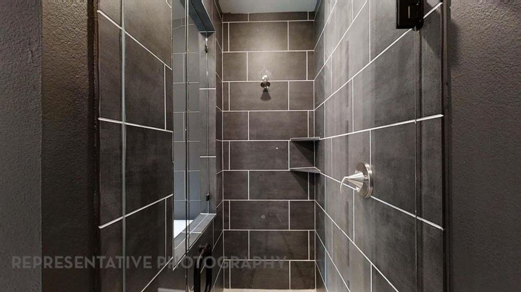 Close-up of interior finishes inside a home in Saddle Star Estates, Rockwall (Image 12).