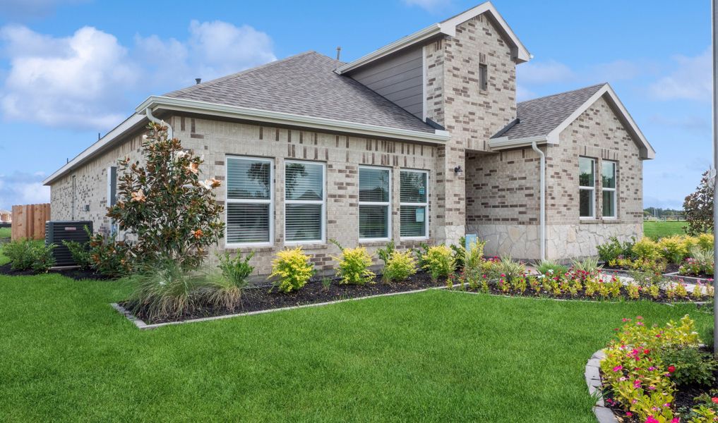 Front Exterior Front Exterior