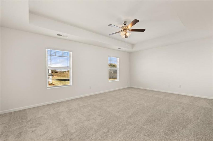Spacious, unfurnished interior of a new home in Twin Lakes, Hoschton (Image 43).