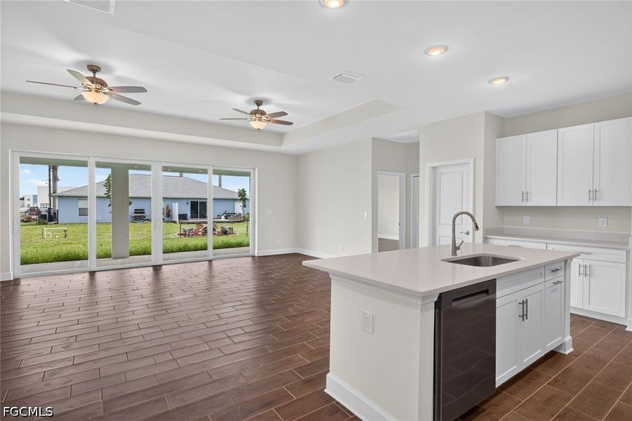 Furnished interior view inside a new home in Cape Coral, Cape Coral (Image 14).