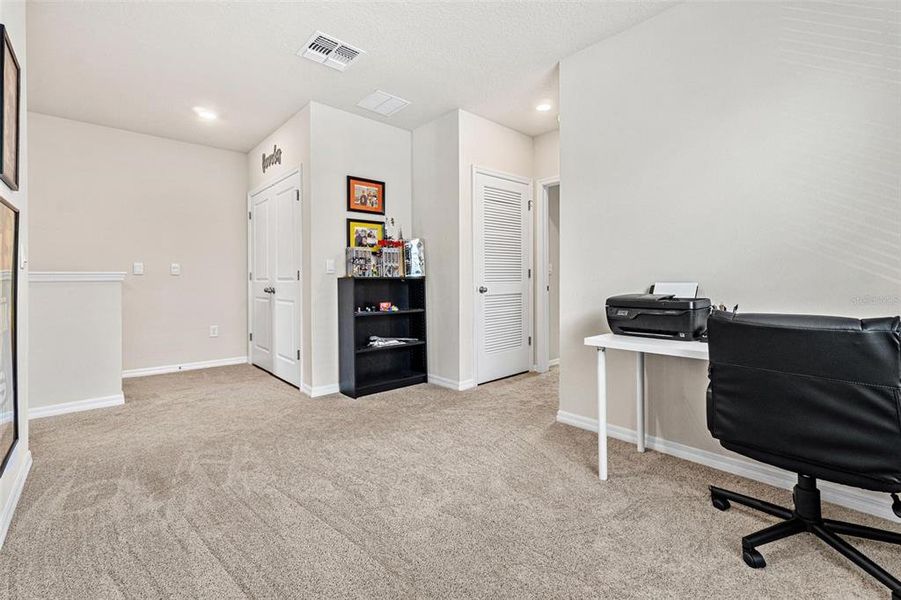 Furnished interior view inside a new home in , Clearwater (Image 14).