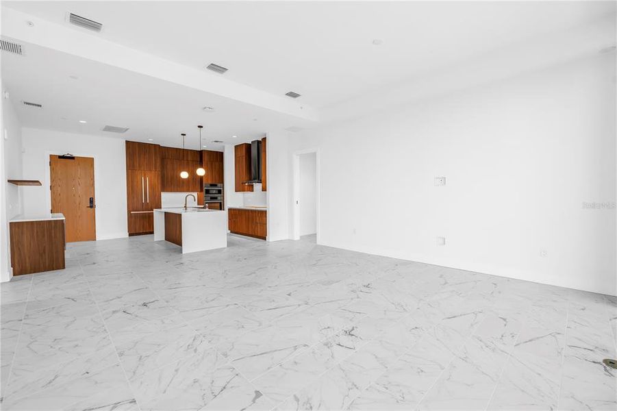 Spacious, unfurnished interior of a new home in , St. Petersburg (Image 21). Spacious, unfurnished interior of a new home in , St. Petersburg (Image 21).