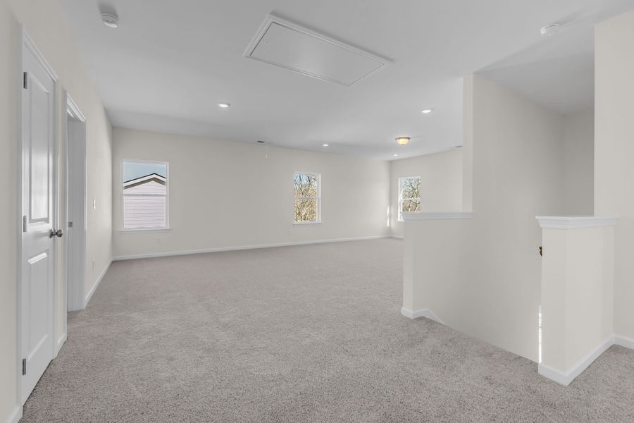 Spacious, unfurnished interior of a new home in Hampshire Hills, Columbia (Image 25). Spacious, unfurnished interior of a new home in Hampshire Hills, Columbia (Image 25).