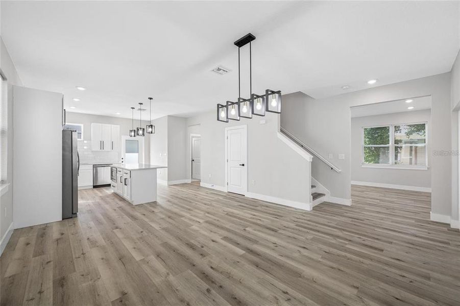 Spacious, unfurnished interior of a new home in , St. Petersburg (Image 29). Spacious, unfurnished interior of a new home in , St. Petersburg (Image 29).