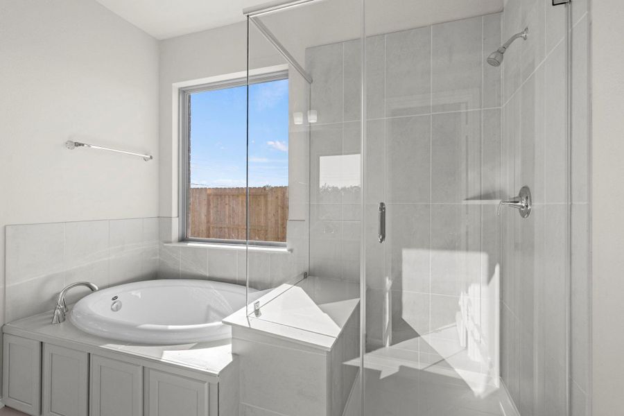 Furnished interior view inside a new home in Candela, Richmond (Image 15).
