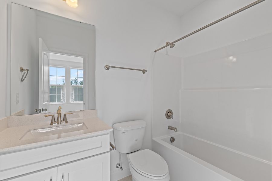 Representative furnished interior of a home built from the The Hampton by RobuckHomes in Baylee Ridge, Selma (Image 82). Representative furnished interior of a home built from the The Hampton by RobuckHomes in Baylee Ridge, Selma (Image 82).