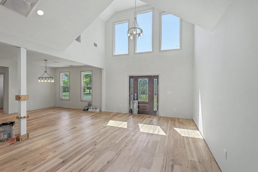 Spacious, unfurnished interior of a new home in , Moncks Corner (Image 14).