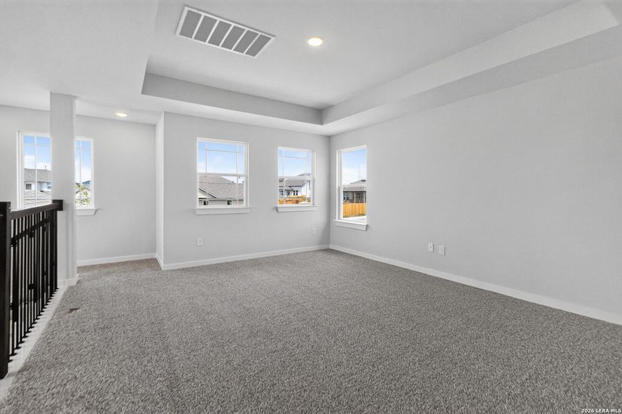 Spacious, unfurnished interior of a new home in Hickory Ridge, Elmendorf (Image 8). Spacious, unfurnished interior of a new home in Hickory Ridge, Elmendorf (Image 8).