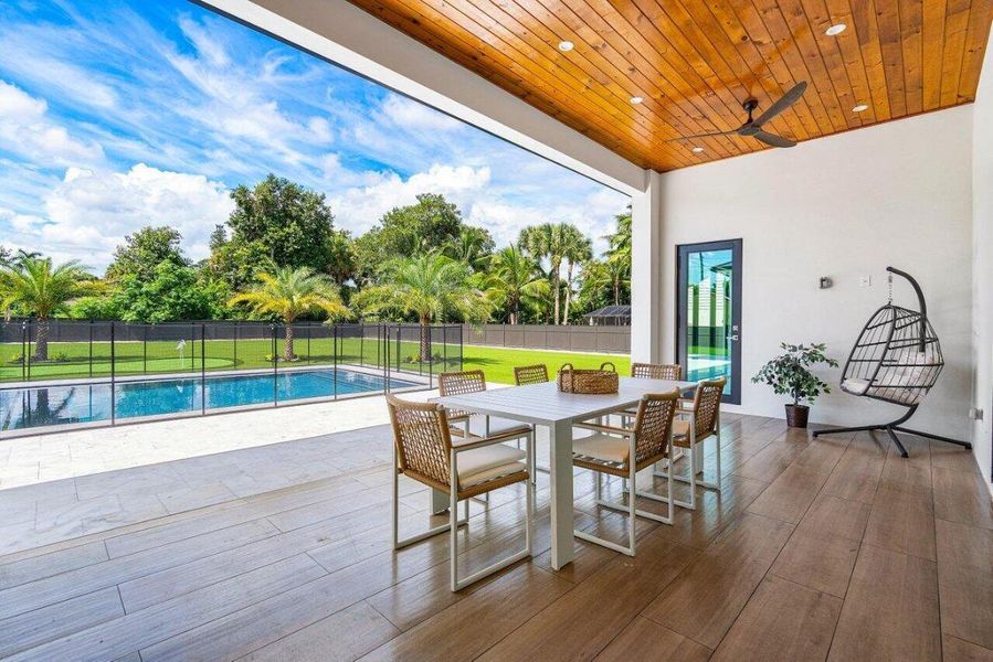 036-221MilestoneWay-WestPalmBeach-FL-334 036-221MilestoneWay-WestPalmBeach-FL-334