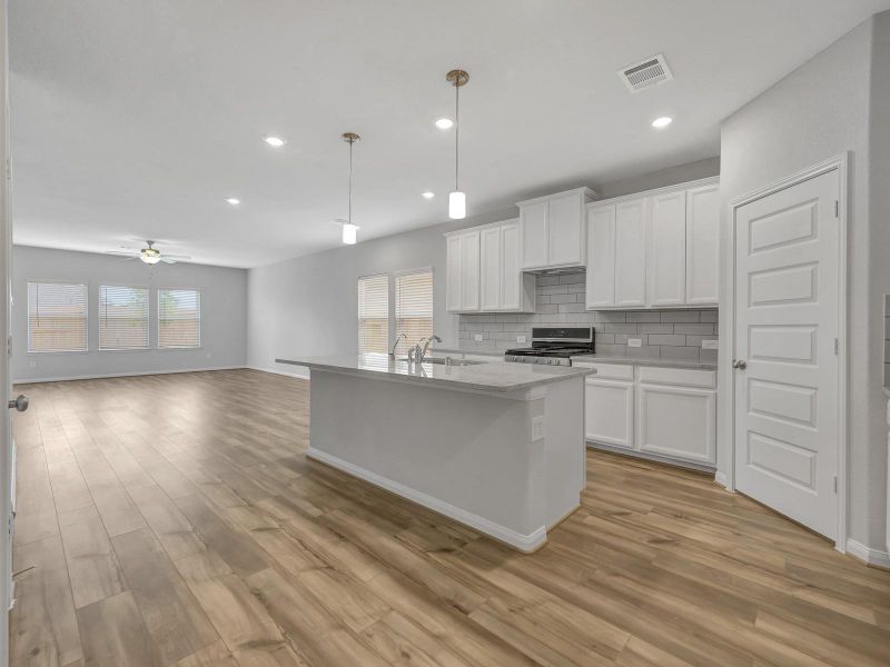 Photo is not of the actual home, but is an inspirational photo of builder’s model home and may depict options, furnishings, and/or decorator features that are not included Photo is not of the actual home, but is an inspirational photo of builder’s model home and may depict options, furnishings, and/or decorator features that are not included