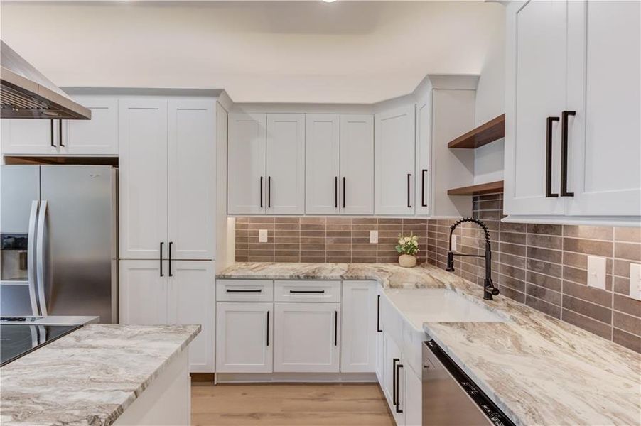 Furnished interior view inside a new home in , Jefferson (Image 4).