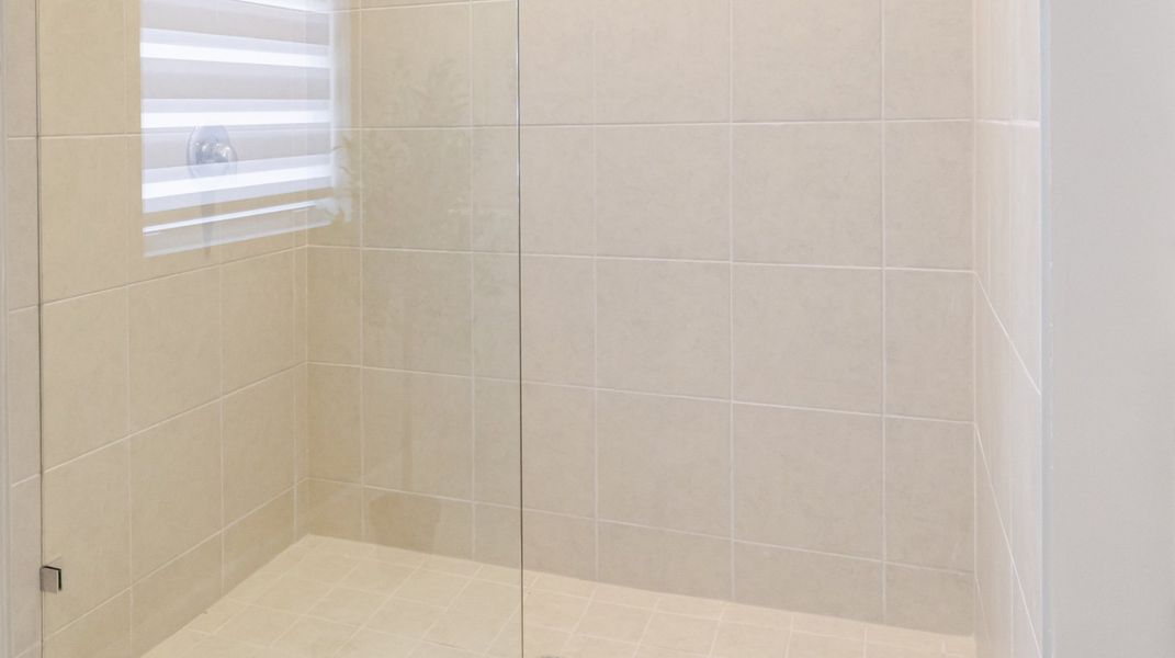 First Time Homebuyer Ei Glass Shower Enclosure