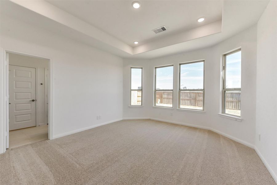 Spacious, unfurnished interior of a new home in Colony at Pinehurst, Pinehurst (Image 33). Spacious, unfurnished interior of a new home in Colony at Pinehurst, Pinehurst (Image 33).