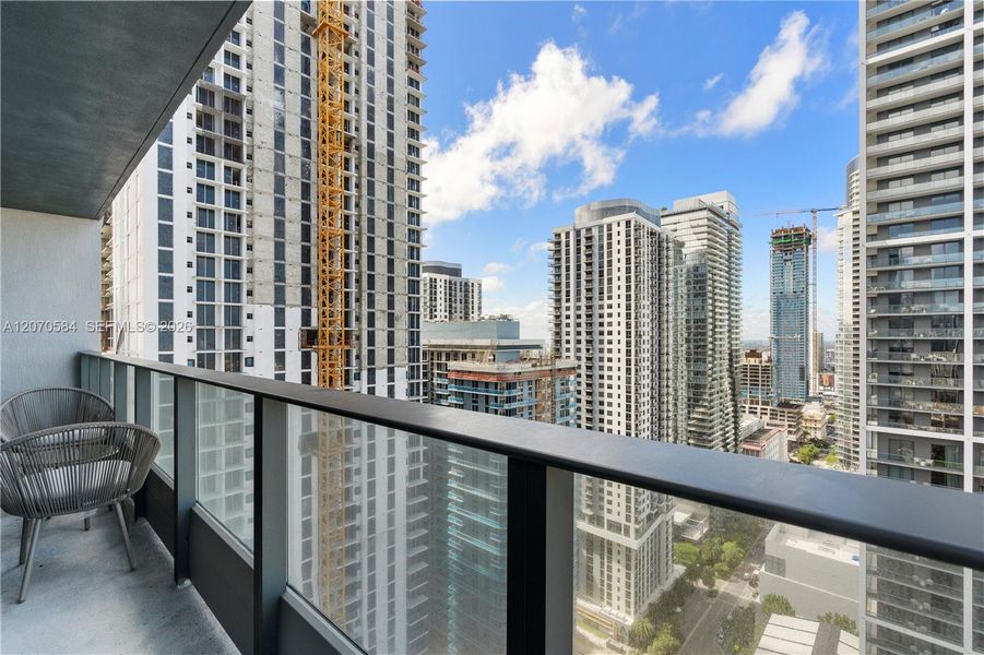 Condo located in Miami, FL showcasing its design and architecture (Image 25). Condo located in Miami, FL showcasing its design and architecture (Image 25).
