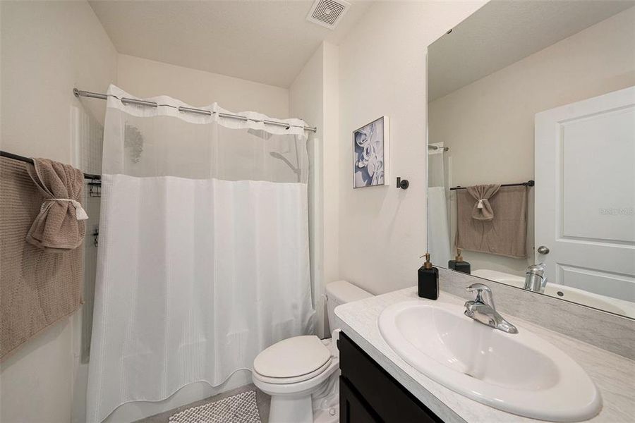 Furnished interior view inside a new home in , Wesley Chapel (Image 13).