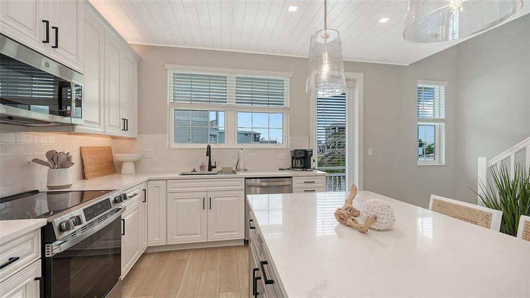 Furnished interior view inside a new home in Hunters Point, Cortez (Image 10).