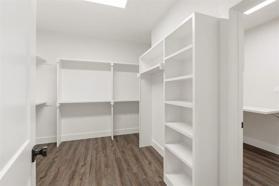 Image 34 of a home in .