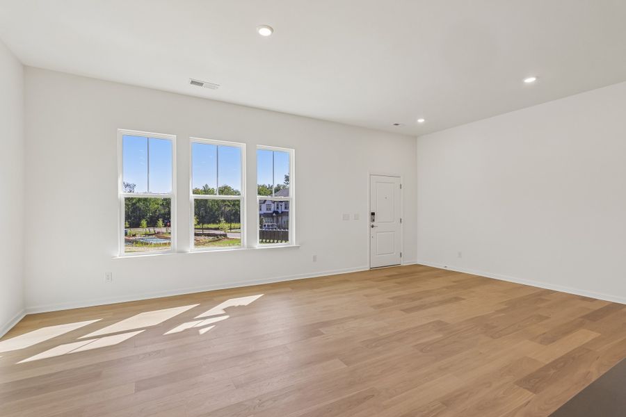 Spacious, unfurnished interior of a new home in Terraces at the Exchange, Fort Mill (Image 16).