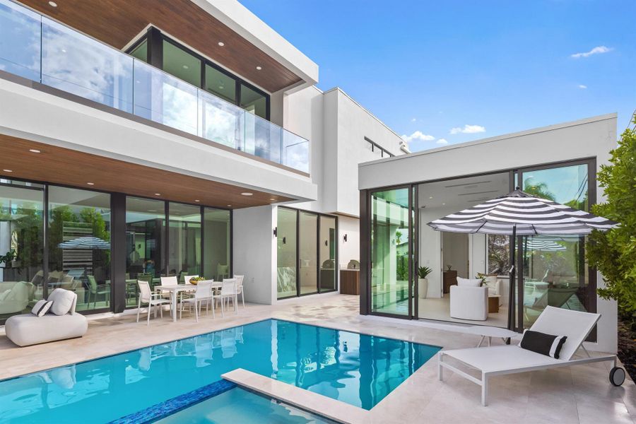 Exterior details and patio area of a home in , Boca Raton (Image 37).