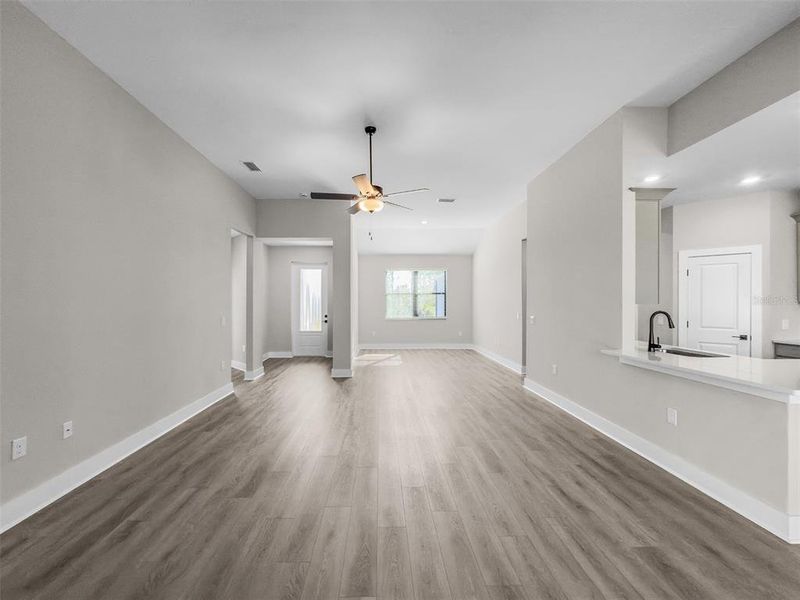 Spacious, unfurnished interior of a new home in , Port Charlotte (Image 12).