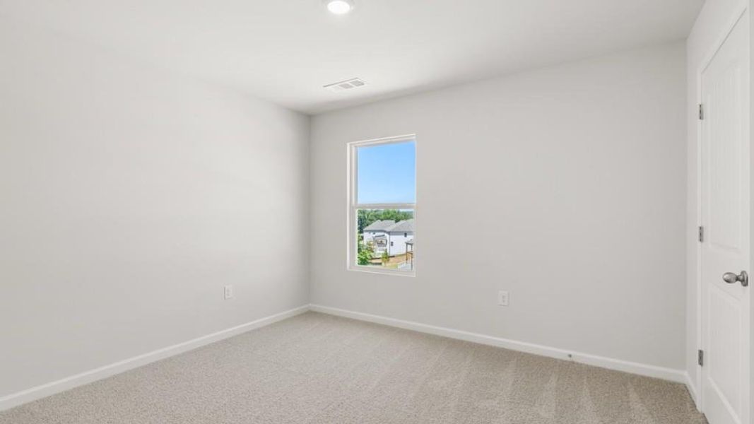 Spacious, unfurnished interior of a new home in Falcon Landing, Gainesville (Image 31). Spacious, unfurnished interior of a new home in Falcon Landing, Gainesville (Image 31).